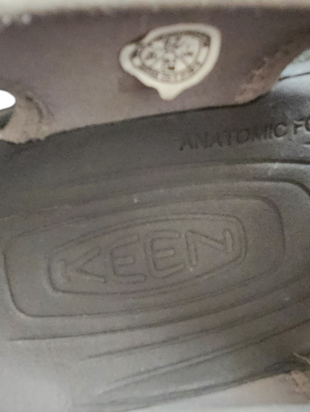 KEEN Whisper Waterproof Closed Toe Hiking Sandals Gray/Mint Green/Pink Size 9.5 - Picture 6 of 11